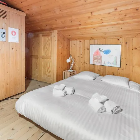 Chalet Familial Avec Vue Sur Les Alpes Et Le Lac, Sur Les Hauts De Montreux A